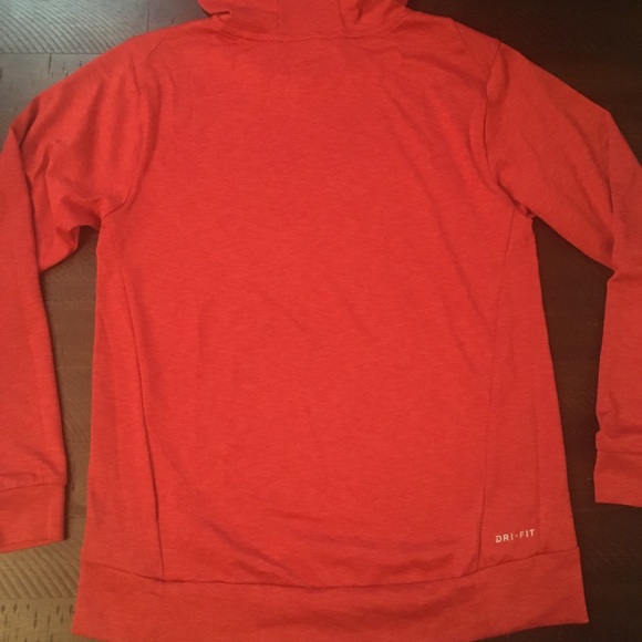 Nike Boys' Dri-FIT Breathe Graphic Hooded Top - Picture 2 of 4